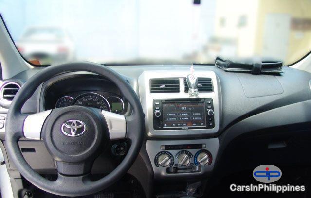 Toyota Wigo Automatic - image 4