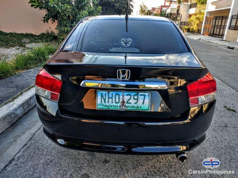 Honda City Manual - image 10