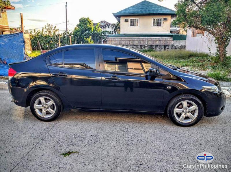 Honda City Manual - image 9