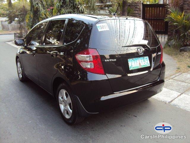 Honda Jazz Automatic - image 9