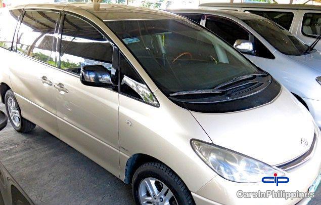 Picture of Toyota Previa Automatic