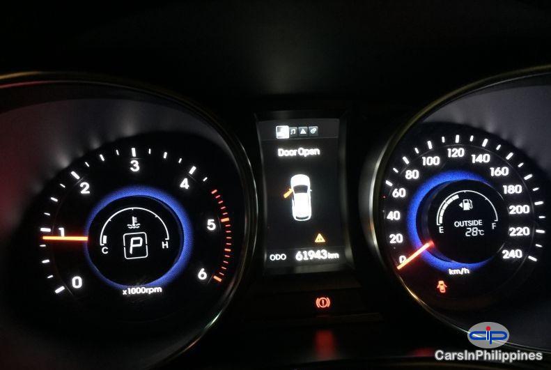 Hyundai Santa Fe Automatic 2013 in Rizal