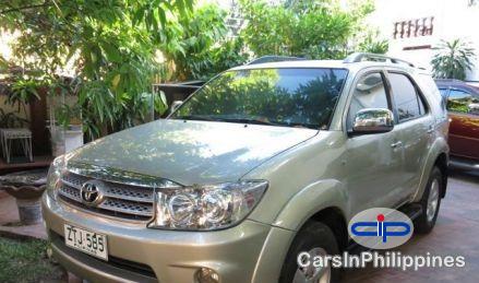 Picture of Toyota Fortuner Automatic 2009