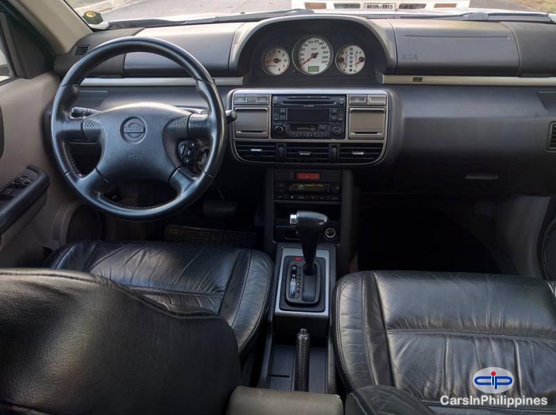 Nissan X-Trail Automatic - image 10