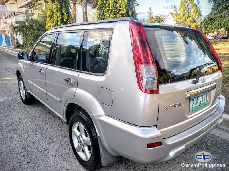 Nissan X-Trail Automatic - image 7