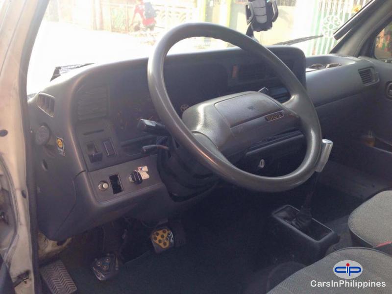 Toyota Hiace Manual - image 4