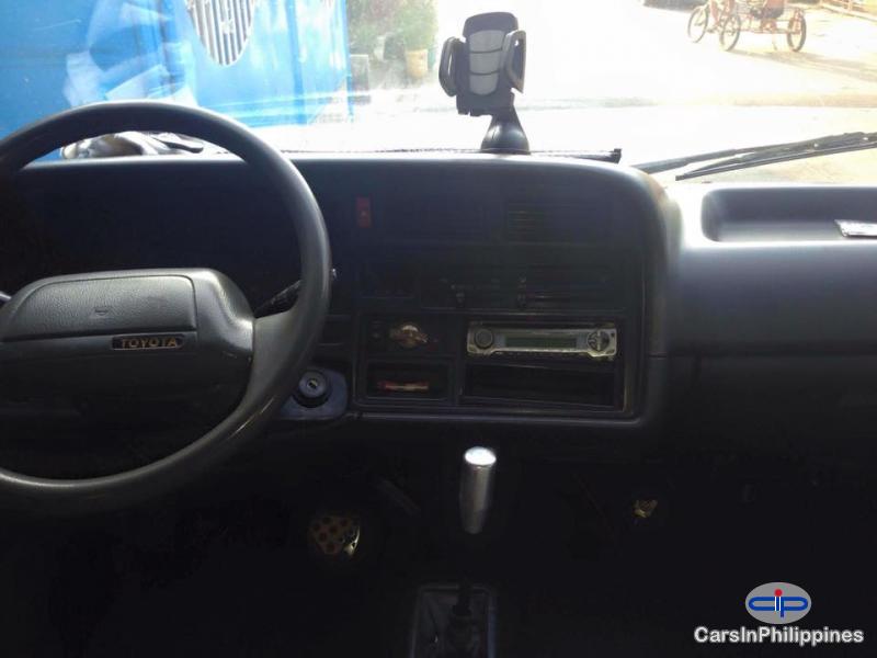 Toyota Hiace Manual - image 7