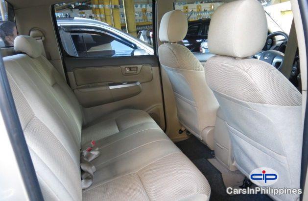 Toyota Hilux Manual 2012 - image 5