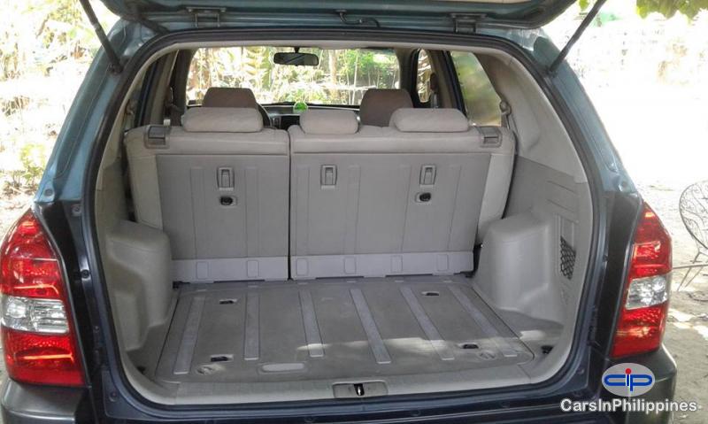 Hyundai Tucson Automatic - image 9