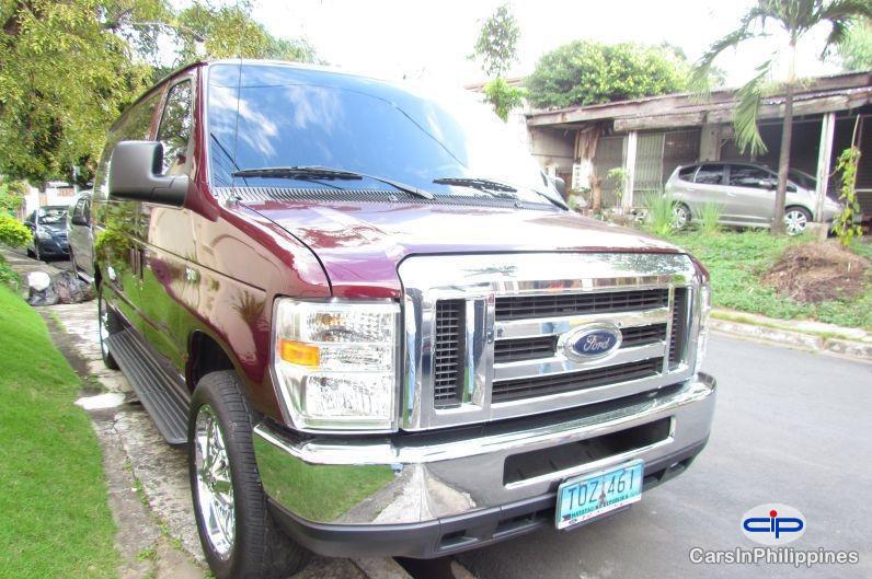 Ford Econoline Automatic - image 2