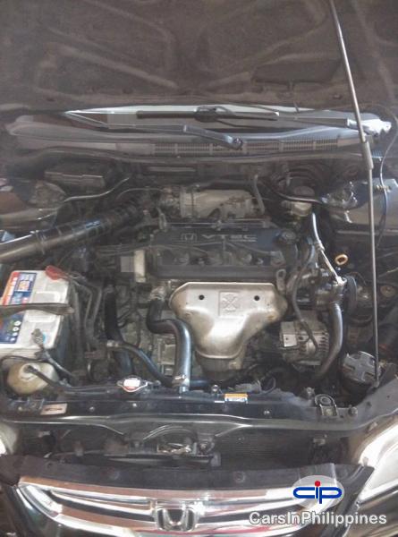 Honda Accord Automatic - image 8