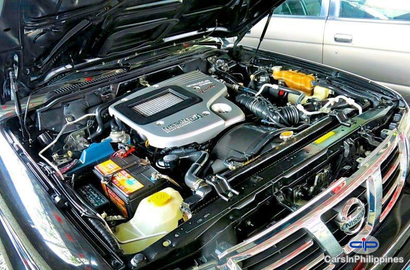 Nissan Patrol Automatic - image 9