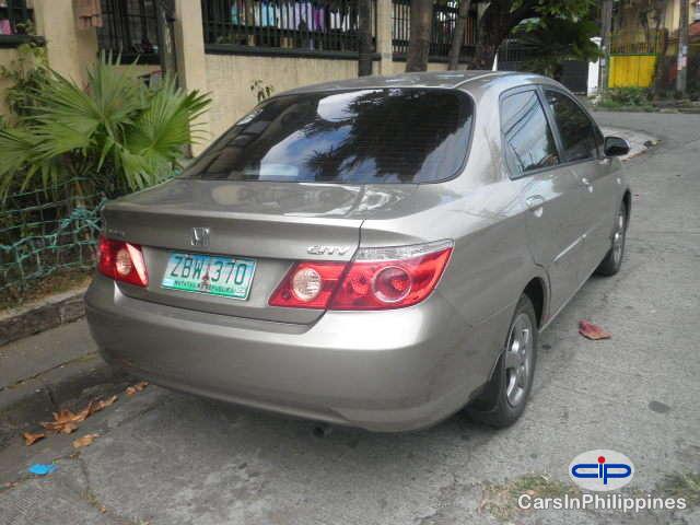 Honda City Automatic - image 2