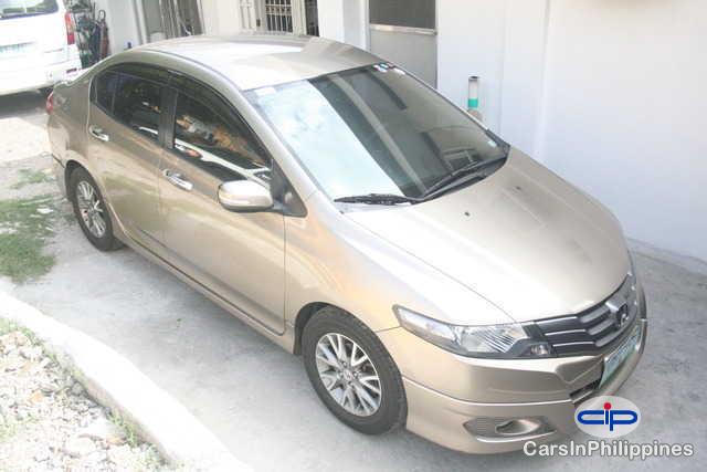 Honda City Automatic - image 2