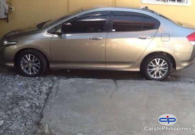 Honda City Automatic - image 2