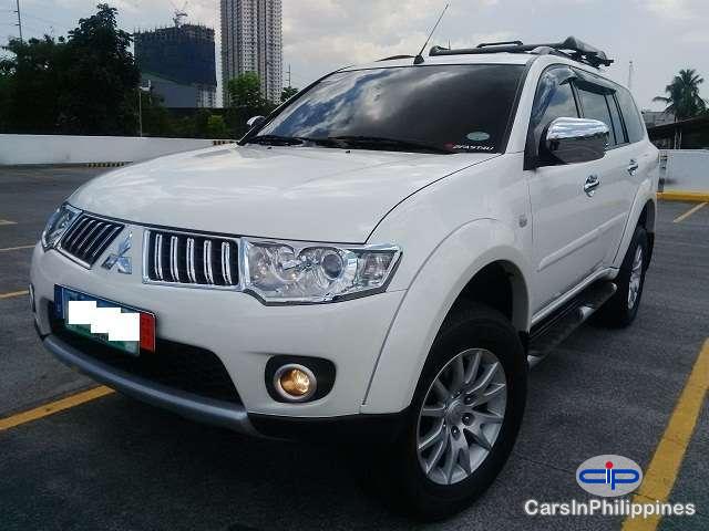 Picture of Mitsubishi Montero Sport Automatic