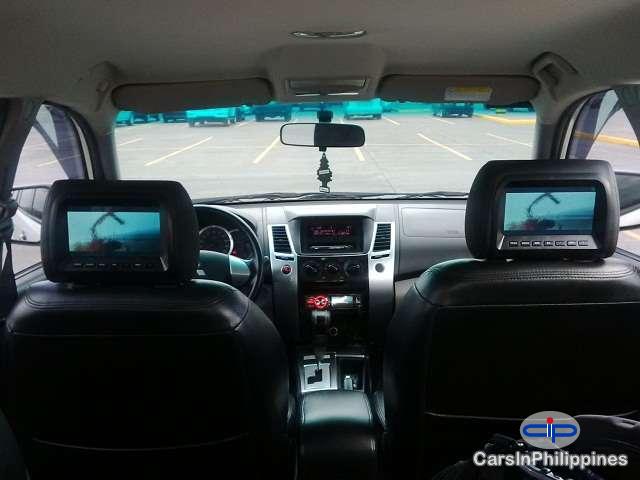 Mitsubishi Montero Sport Automatic