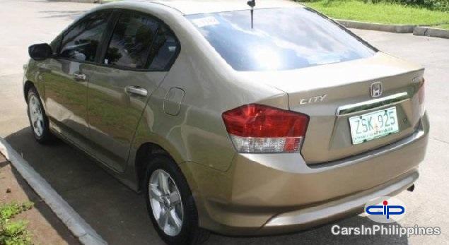 Honda City Manual 2009 - image 2