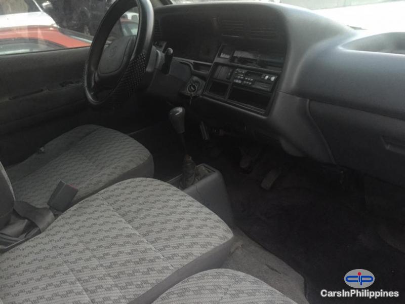 Picture of Toyota Hiace Manual 2000 in Philippines