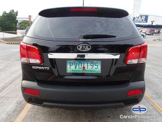 Kia Sorento Automatic 2011 - image 3
