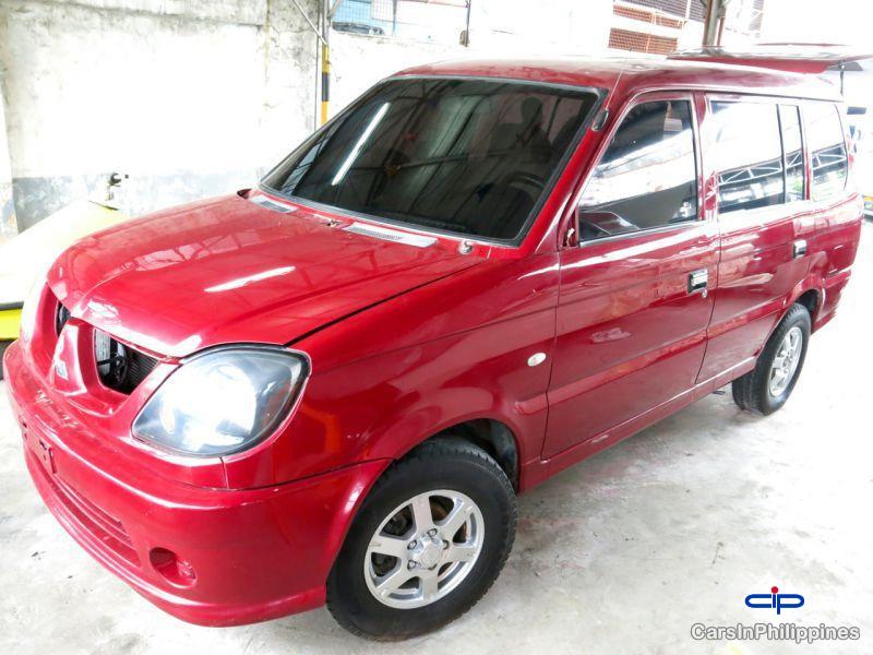 Mitsubishi Adventure Manual 2009