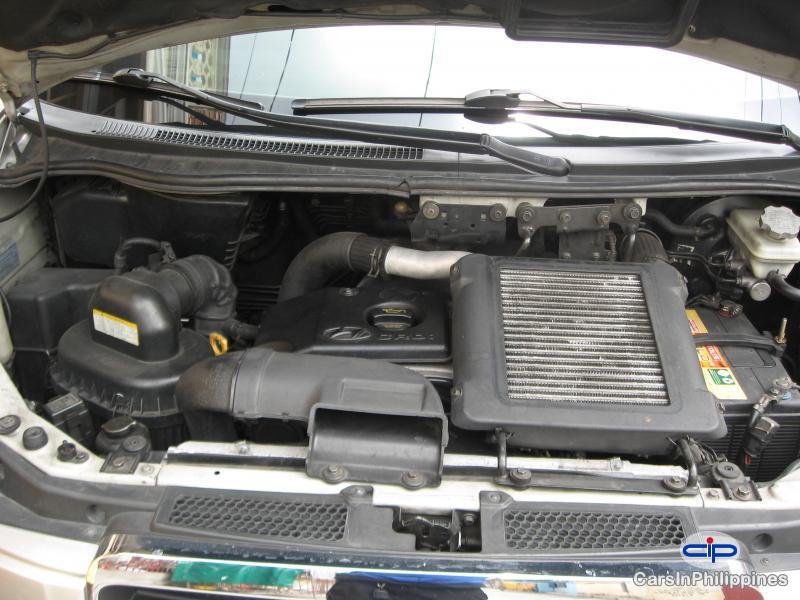 Hyundai Starex - image 3