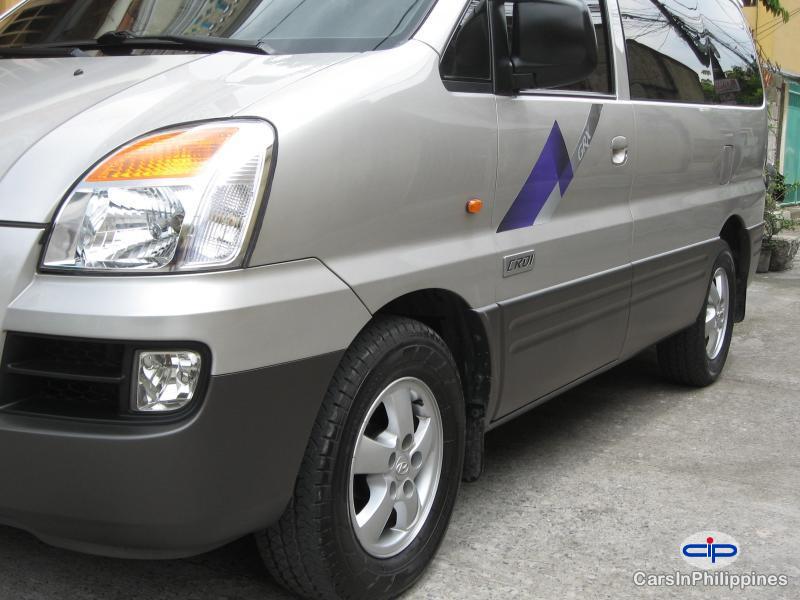 Hyundai Starex - image 4