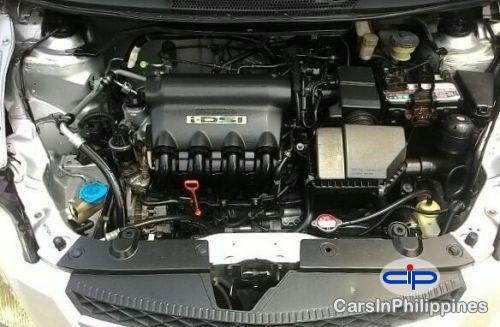 Honda City Manual 2006 - image 10