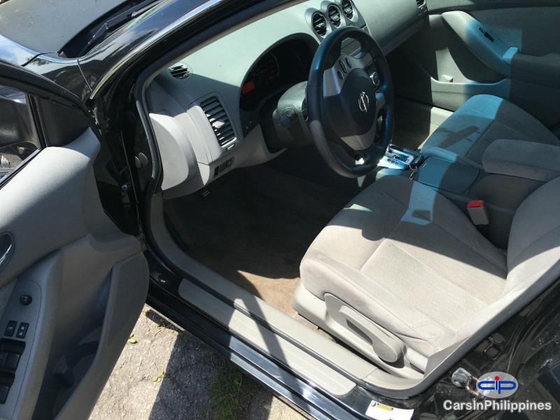 Nissan Altima Automatic 2010 - image 2