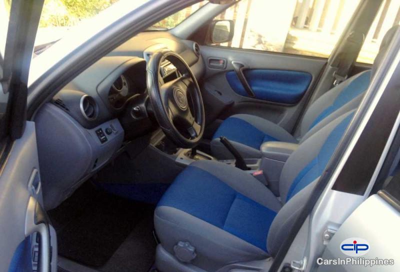 Toyota RAV4 Automatic 2002 - image 4