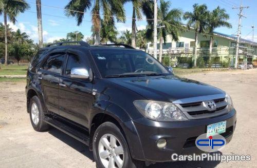 Picture of Toyota Fortuner Automatic 2007