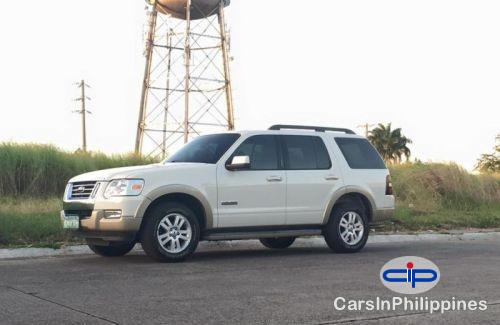 Pictures of Ford Explorer Automatic 2008
