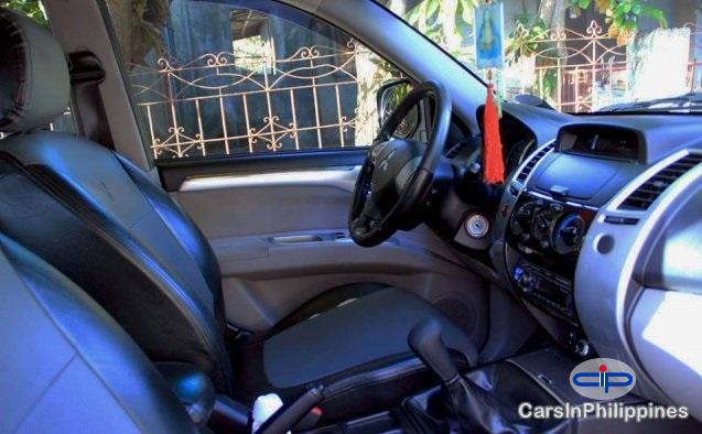 Mitsubishi Montero Sport Manual 2011 in Metro Manila