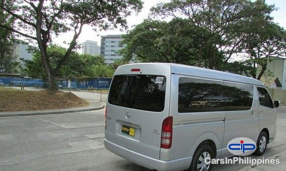 Toyota Hiace Automatic 2012 - image 2