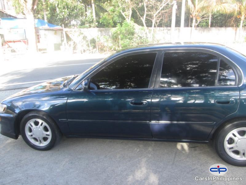 Toyota Corolla - image 4