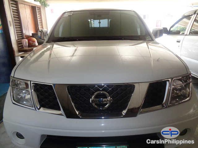 Picture of Nissan Navara Manual 2009