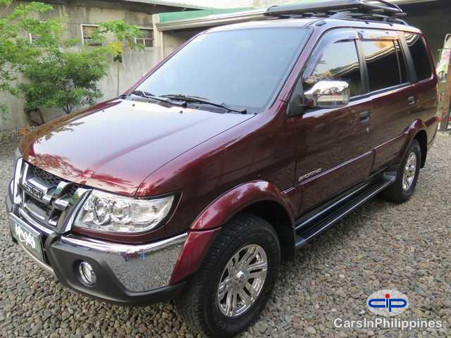 Picture of Isuzu Crosswind Manual 2012