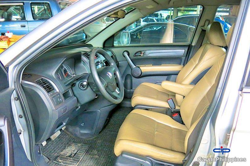 Honda CR-V - image 3
