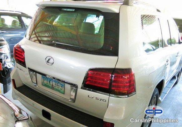 Lexus LX - image 3