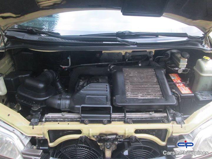 Hyundai Starex Automatic - image 4
