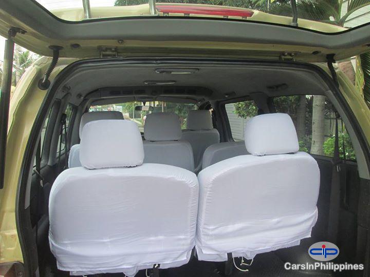 Hyundai Starex Automatic - image 5