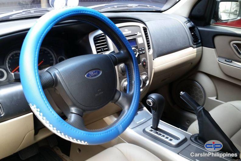 Ford Escape Automatic 2010 - image 3