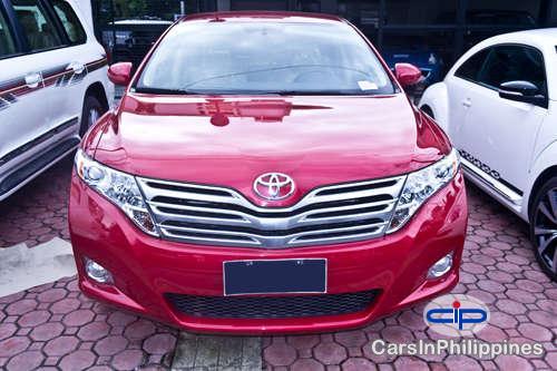Pictures of Toyota Venza Automatic 2012