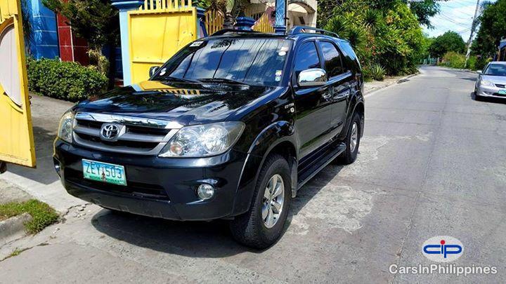 Picture of Toyota Fortuner Automatic 2006