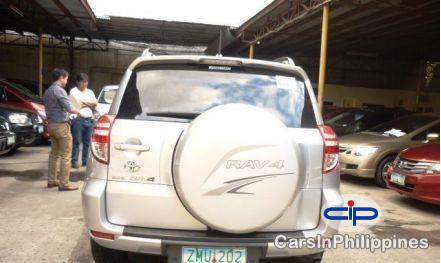 Toyota RAV4 Automatic 2012 - image 4