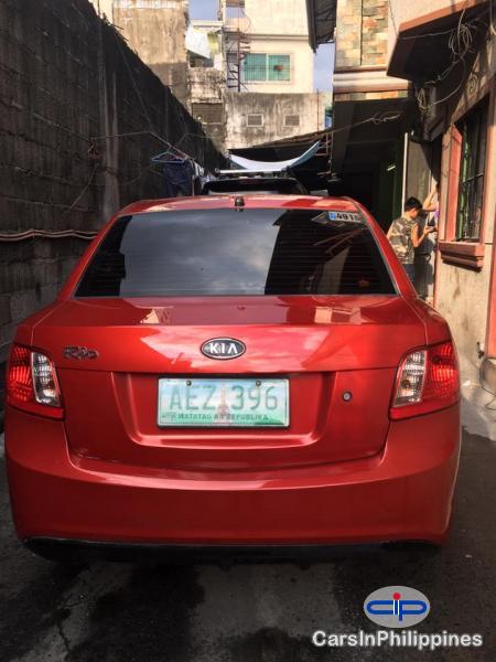 Kia Rio Automatic - image 7
