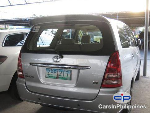 Toyota Innova - image 2