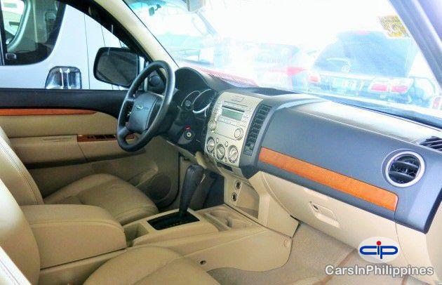 Ford Everest Automatic 2011 in Metro Manila