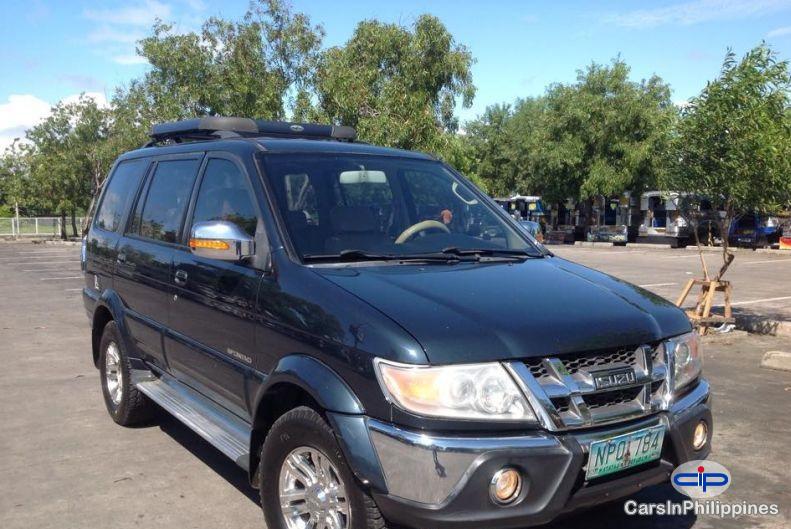 Picture of Isuzu Crosswind Manual 2010