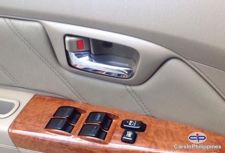 Toyota Fortuner Automatic 2009 - image 9